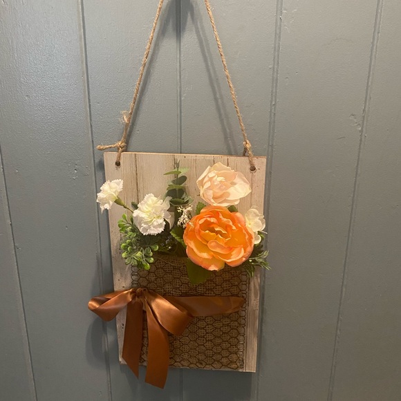 Rustic Flower pocket - Picture 6 of 7